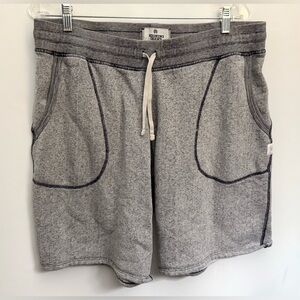 $98 REIGNING CHAMP Made In Canada 20” Shorts Mens XL French Terry Heathered Gray